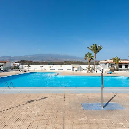 Fully Equipped Luxury Apartman Arona